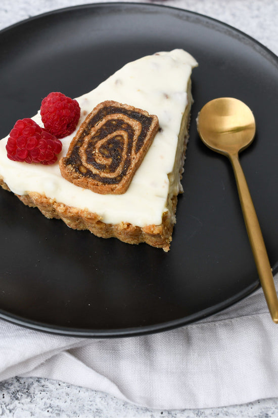 Cheesecake with Date Swirls Crumbs